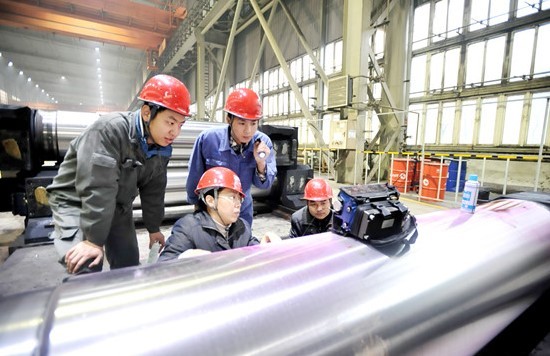 Difficulties in roll machining and application of Halnn CBN tools